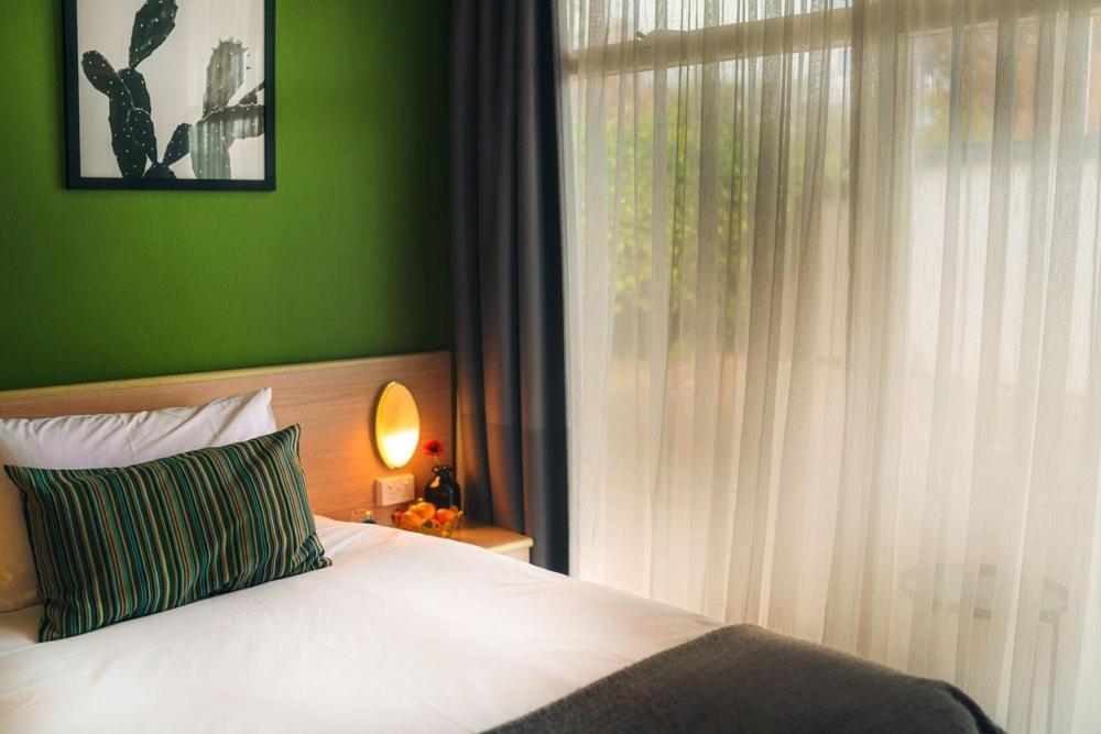 The Oriana - Retro & Hotel Orange